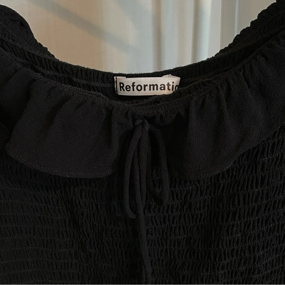 Reformation Black Ruffled Top - Picture 4 of 6